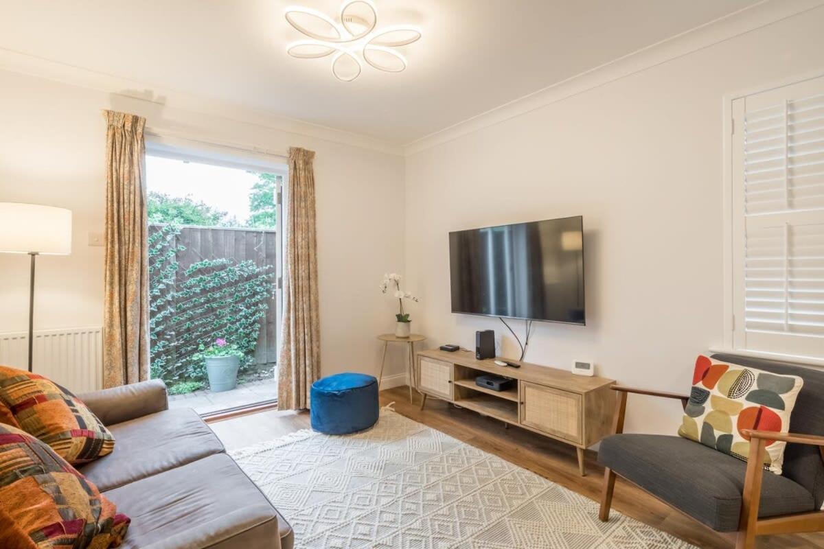 Lovely 1 Bed With Free Parking & Garden Cambridge