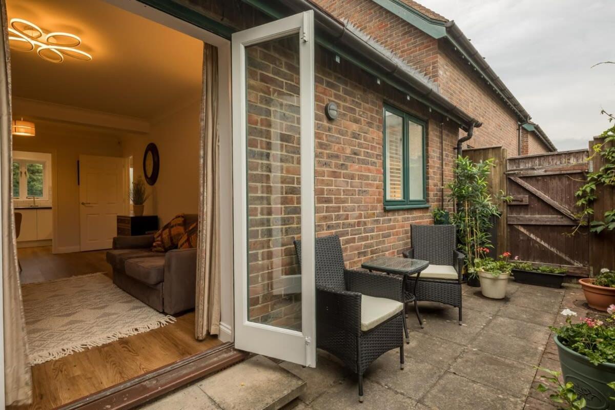 Lovely 1 Bed With Free Parking & Garden Casa de férias Cambridge
